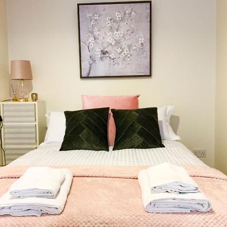 Battersea Apartment London Bagian luar foto